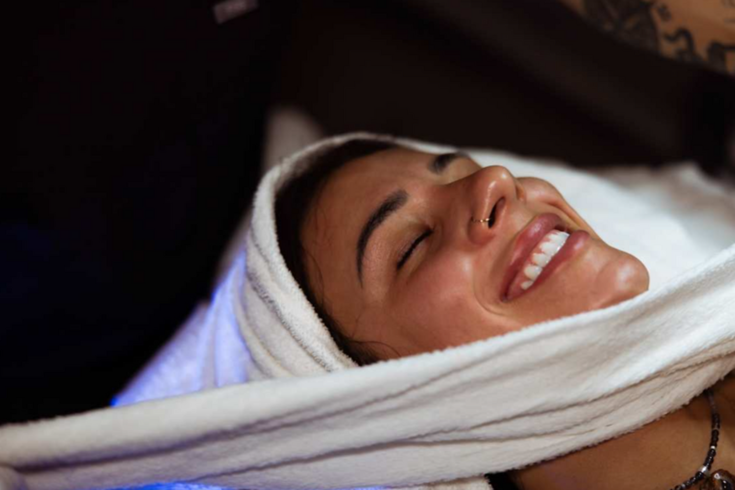 Smooth Skin Lounge