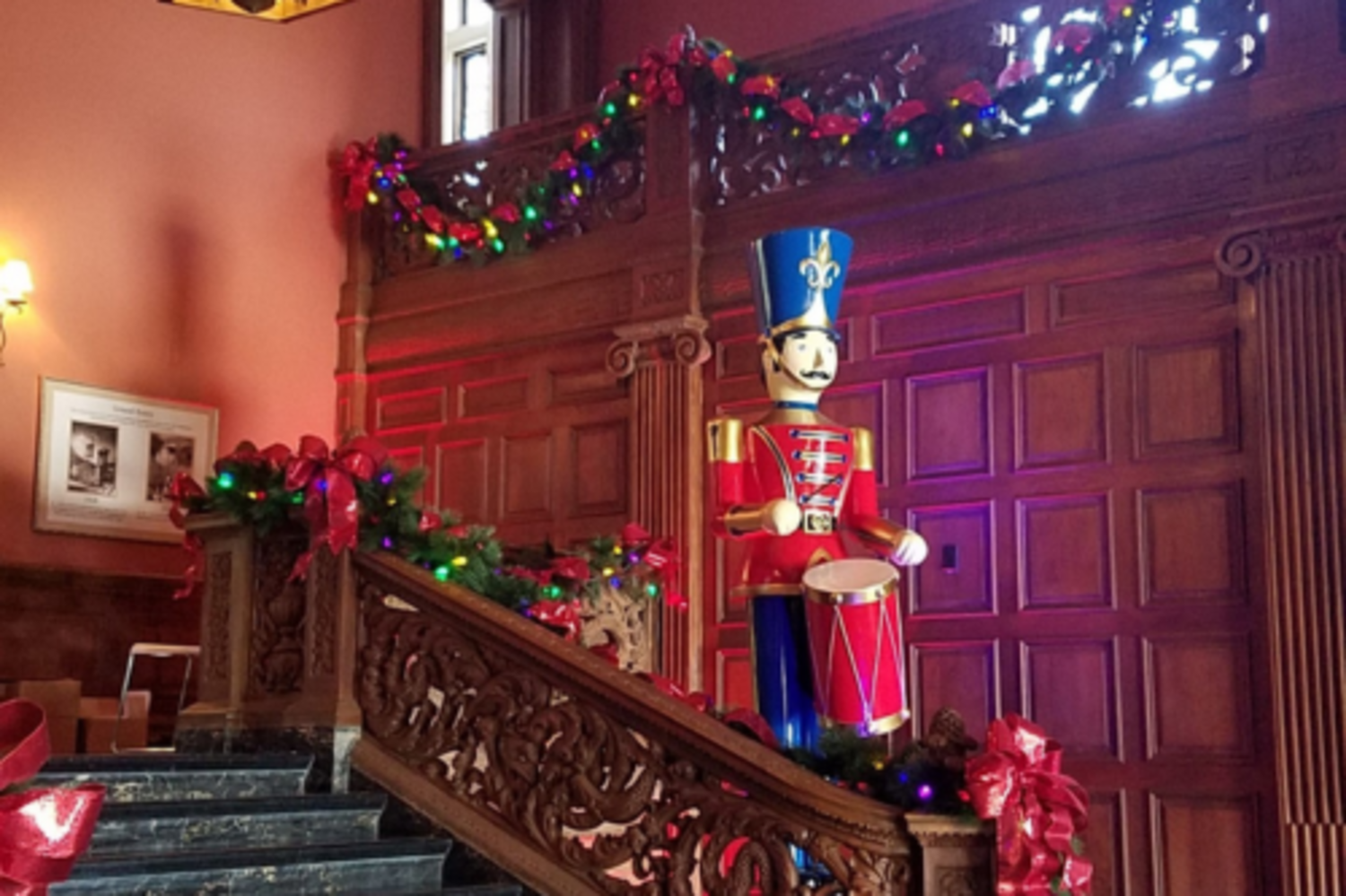 Inside the Mansion Self Guided Tour (Holiday Edition)