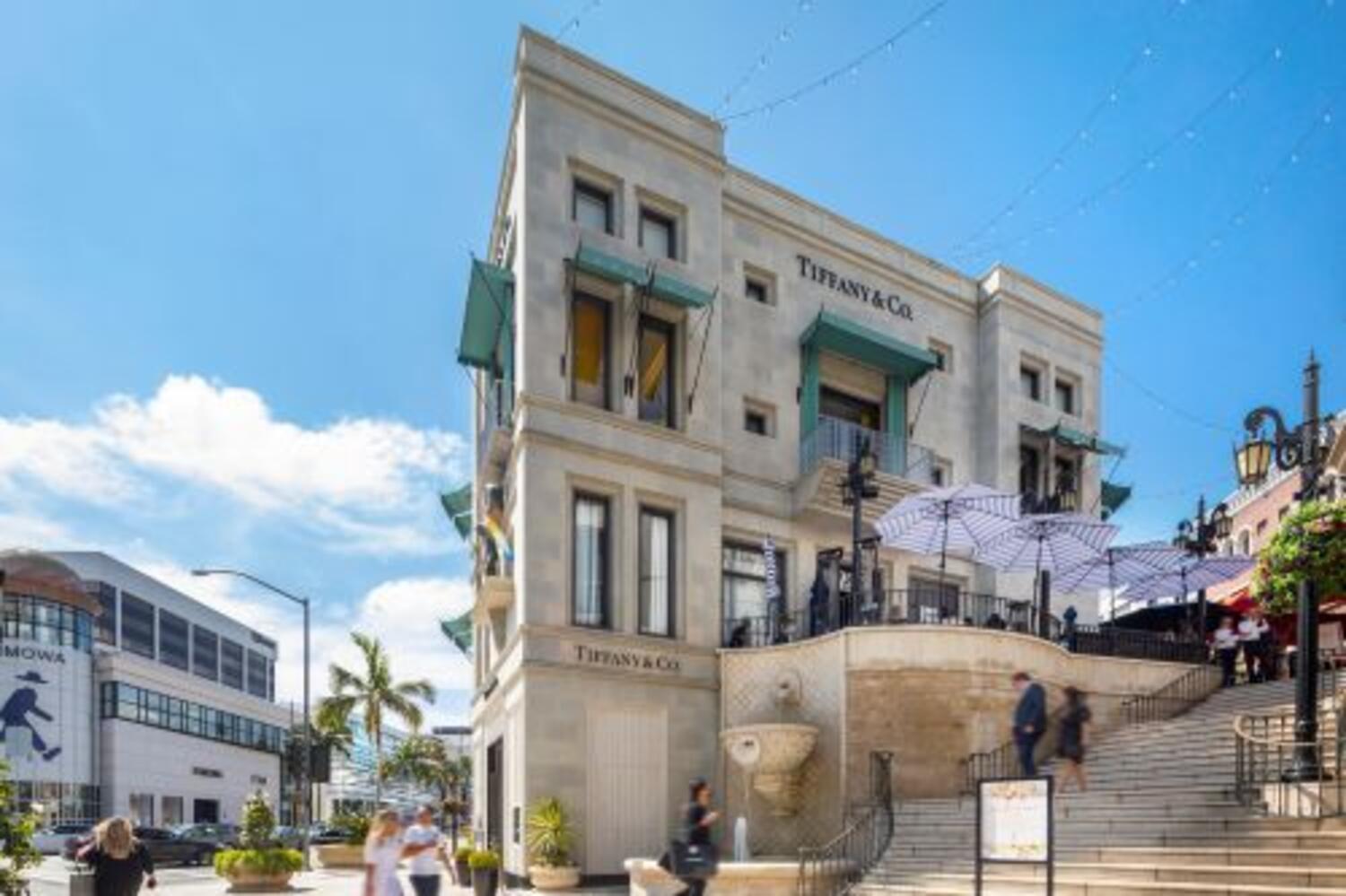 Luxury, Legacy & Celebrity Tour: Lights, Camera, Two Rodeo Drive!