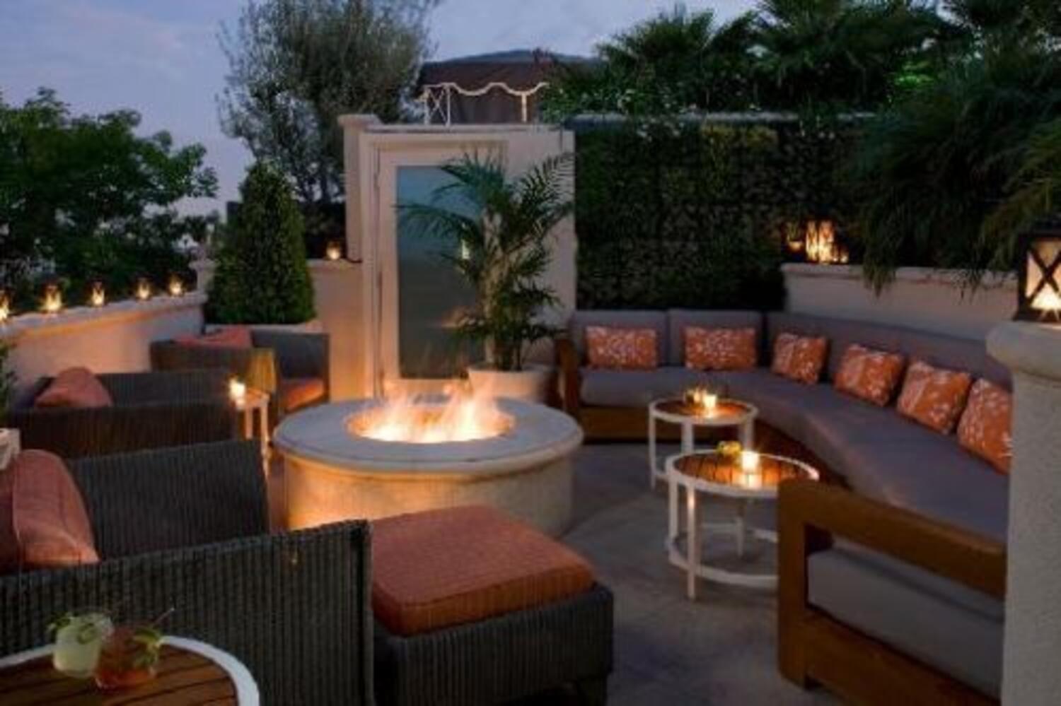 Peninsula Cocktail Hour at The Roof Garden