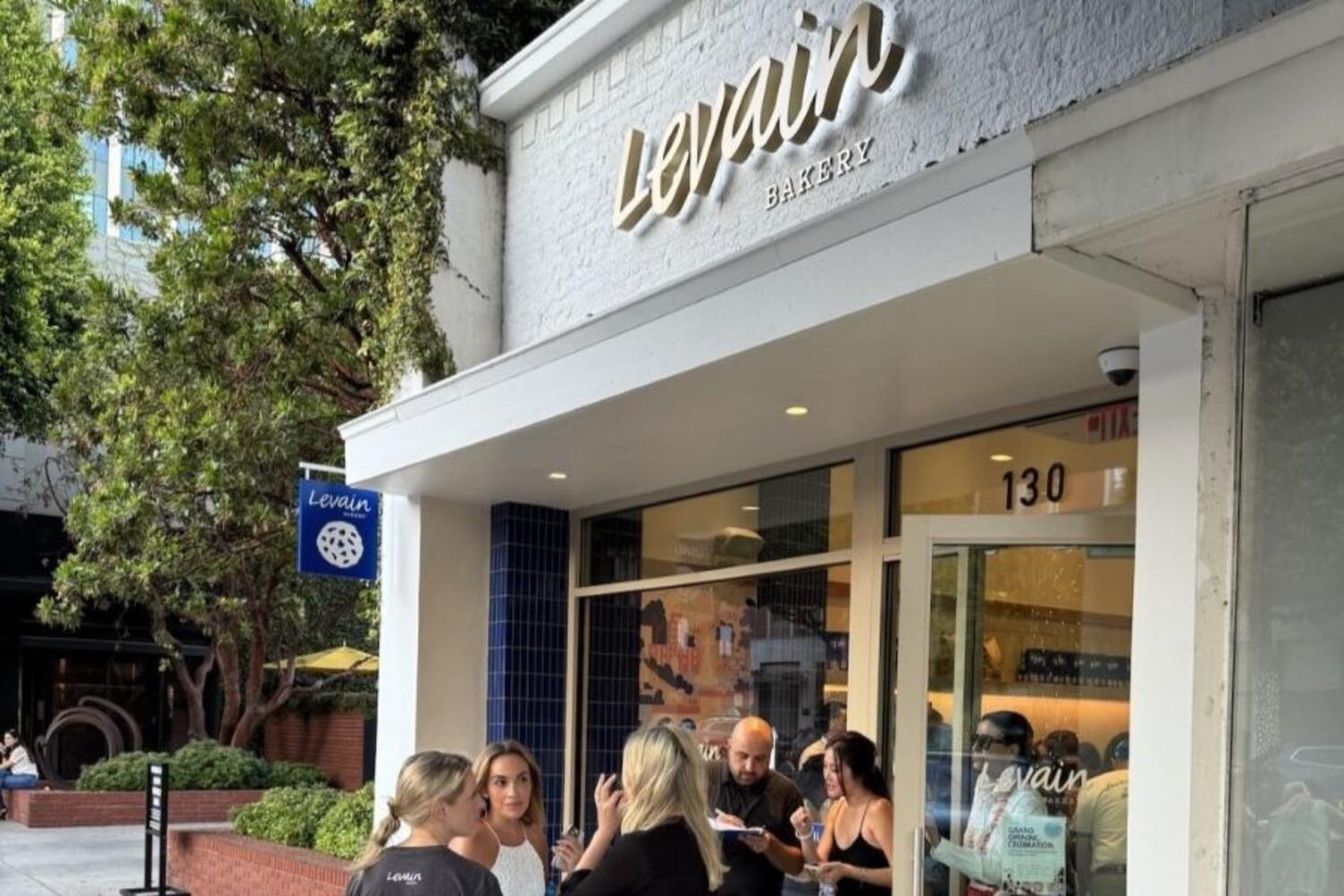 Beverly Hills Happy Trails: 02. Sweets & Treats