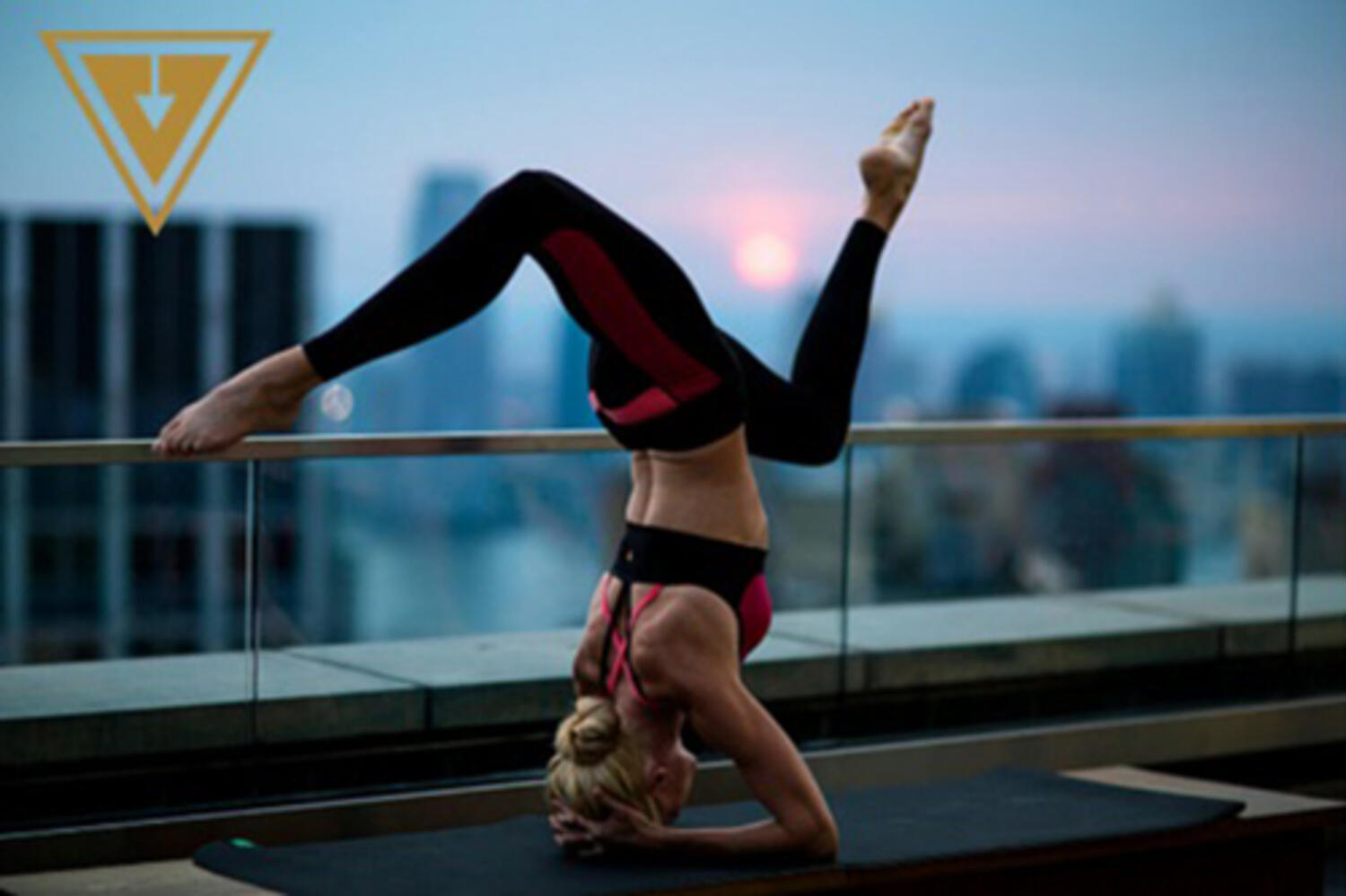 Complimentary YOGA Class at YOGASMOGA