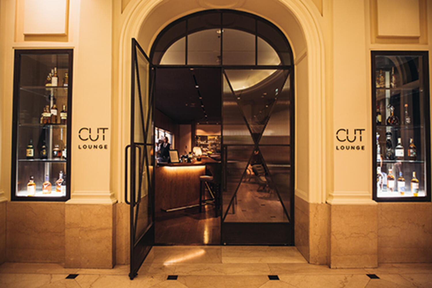 Summer DJ Series at CUT Lounge