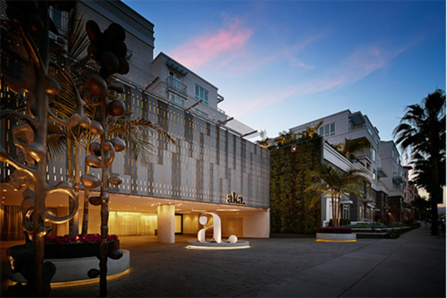 The Royals Paris Summer Trunk Show at AKA Beverly Hills