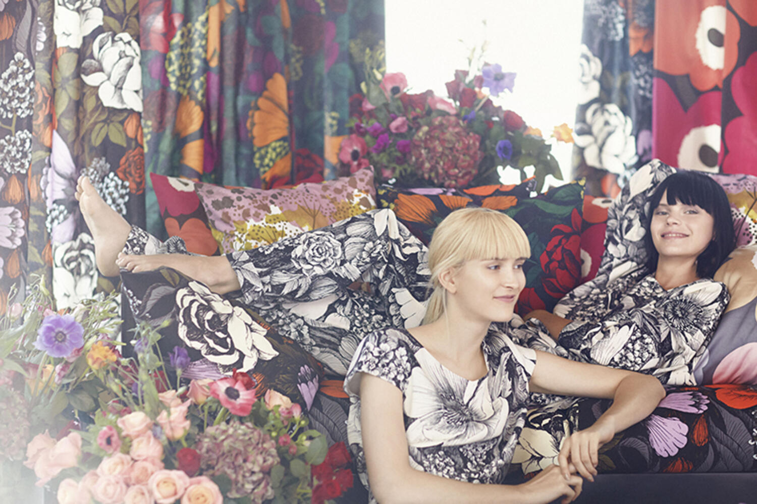 Marimekko Mini-Makeovers with NARS Cosmetics