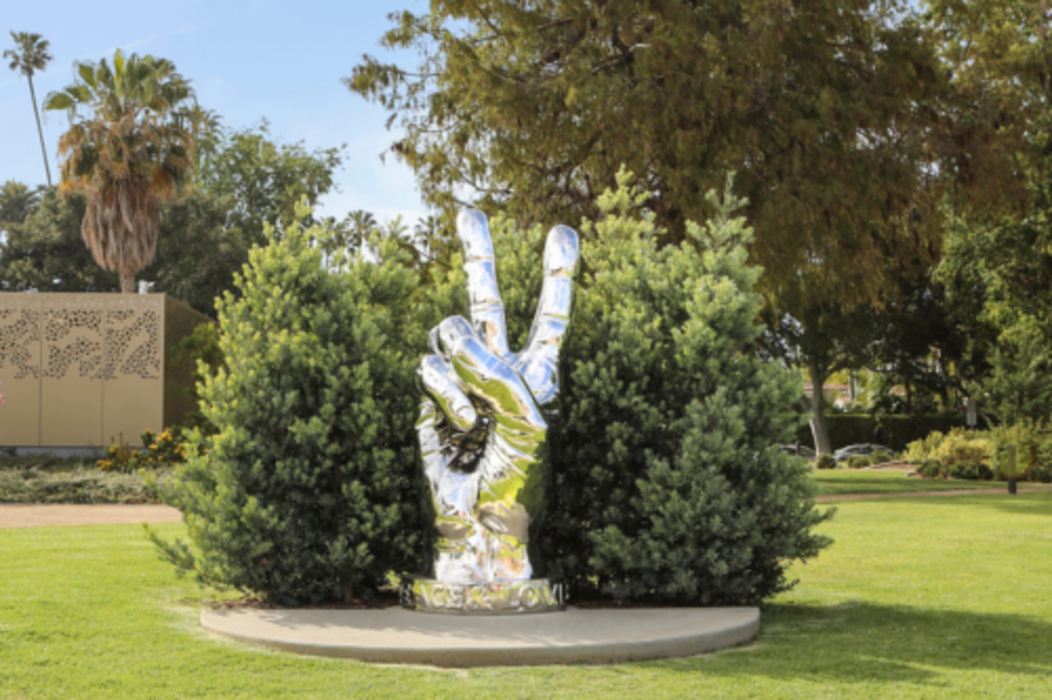 Beverly Hills Artwalk: April 12
