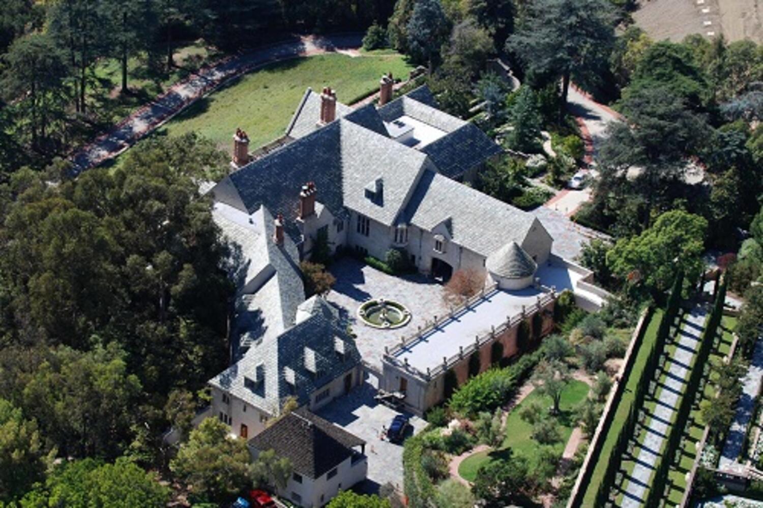 Music in the Mansion