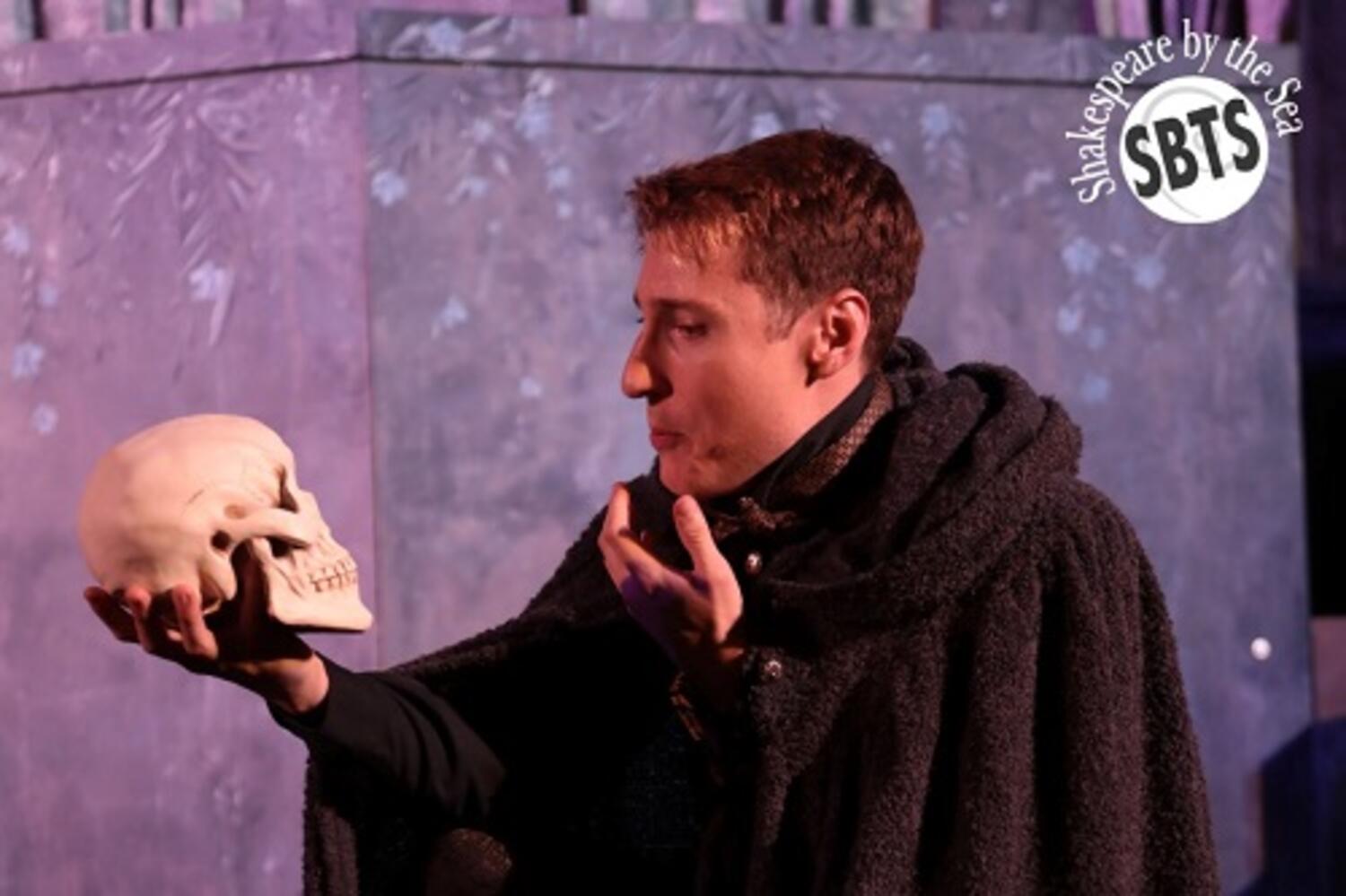 Shakespeare by the Sea's Hamlet