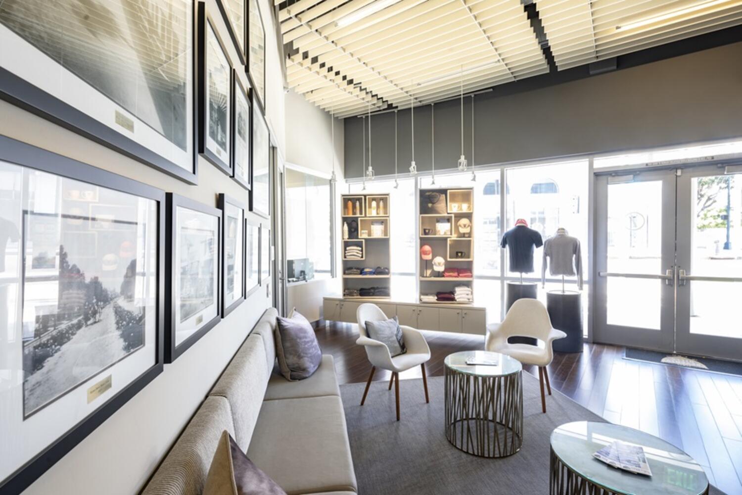 Where to Get Beverly Hills Gifts & Souvenirs