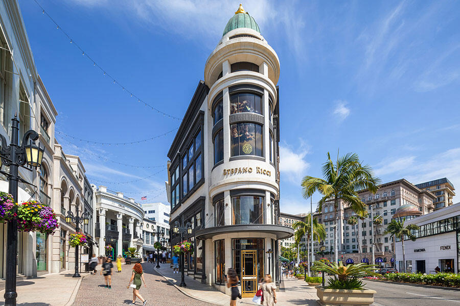 Rodeo Drive in Beverly Hills - A Luxurious Shopping Hub in Los Angeles – Go  Guides